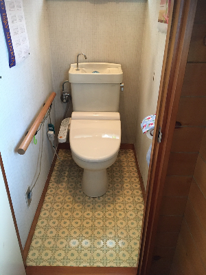 2Fﾄｲﾚ Before（300） リフォームあさ野.png