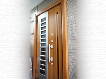 断熱仕様のドアで結露もなくなり快適になりました。